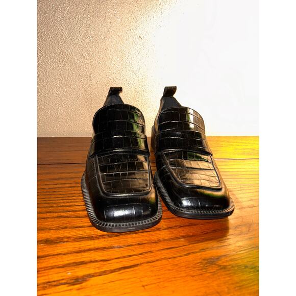 Zara Preppy Old Money Crock Embossed Black Leather 1.5” Heel Penny Loafers - Picture 1 of 10